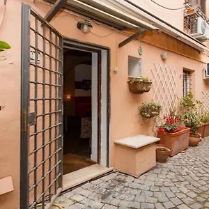 Appartamento Independent With Garden Heart Of Trastevere John Cabot, Roma