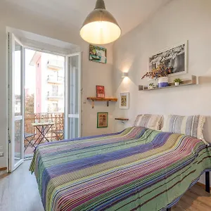  Apartment Bessy House, Near Fondazione Prada Italy